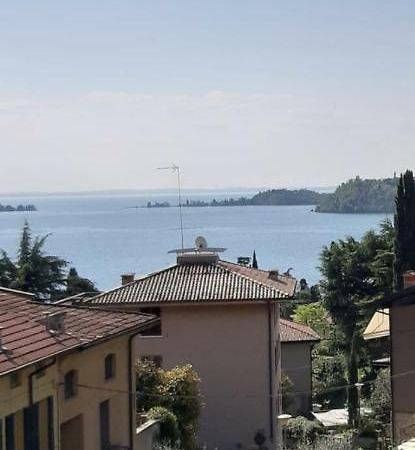 Valle Fiorita 42 - Lake View Studio Gardone Riviera Luaran gambar